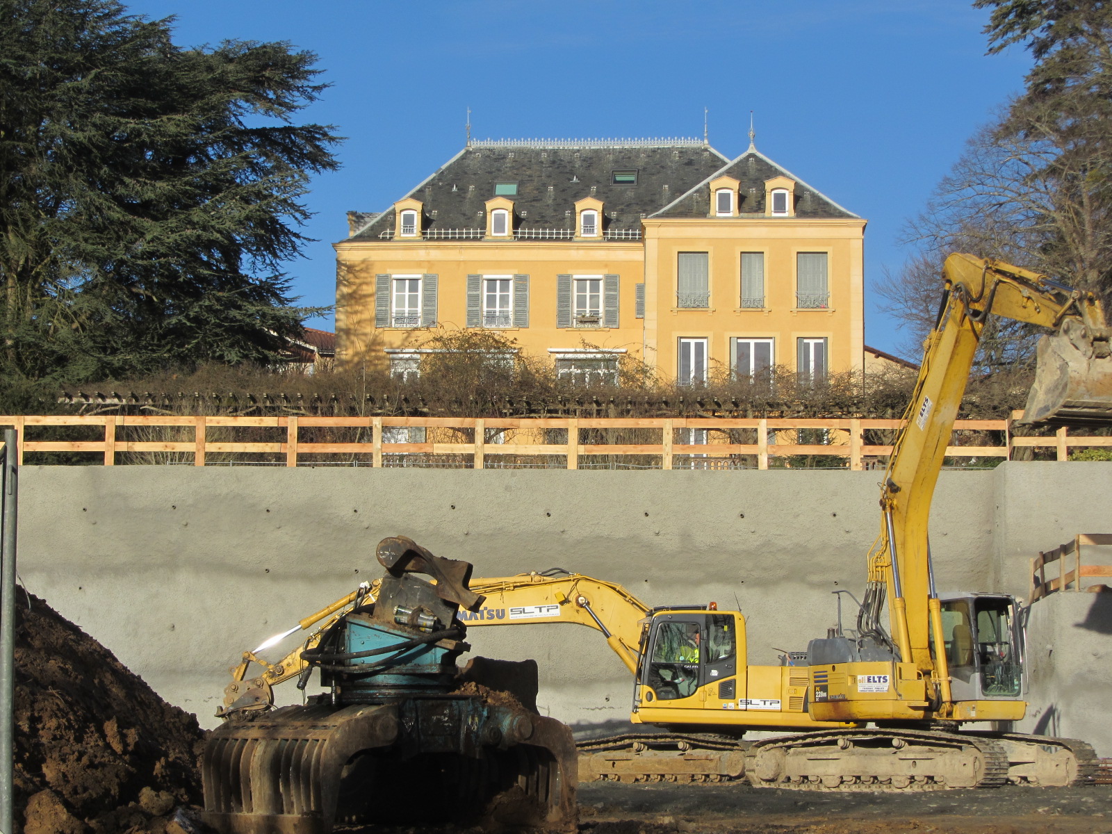 Mon Repos derrière le chantier de l'ADAPEI